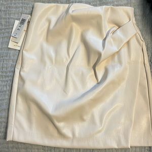 Cream Wilfred Leather Skirt Size 00 NWT